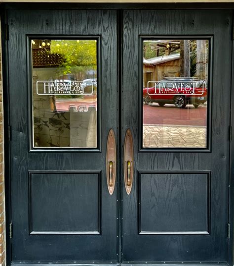 Dining at the Harvest Restaurant & Bar, The Villages, F