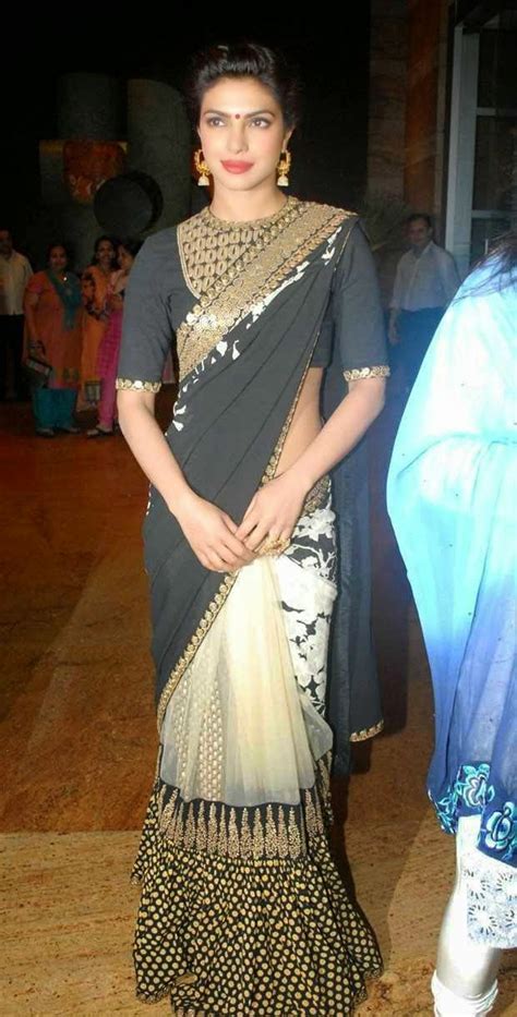 Photofunmasti Priyanka Chopra Sexy In Black Saree