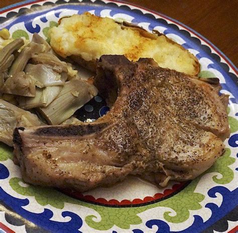 A reheated pork chop or other entree can be just as good as it was originally, if you take care not to overcook it along the way. A collection of great ideas using up those left over pork chops that are sitting in the ...