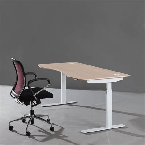 Adjustable sit to stand desks. Standing-sitting-adjustable-desk - The Revisionist
