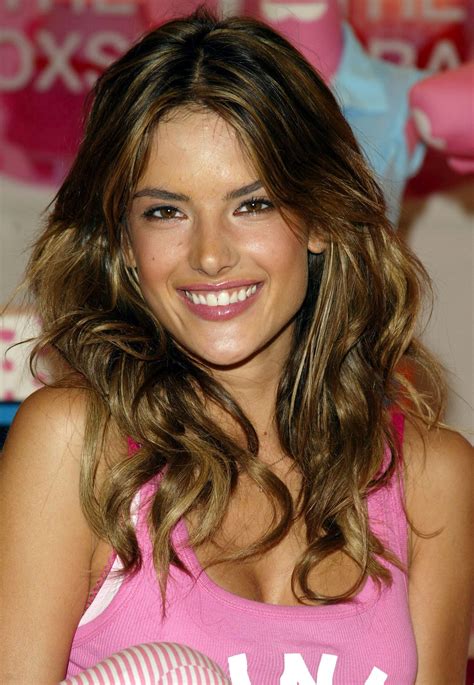 She loves the blonde hair highlights. Alessandra Ambrosio | Alessandra, Alessandra ambrosio, Red ...