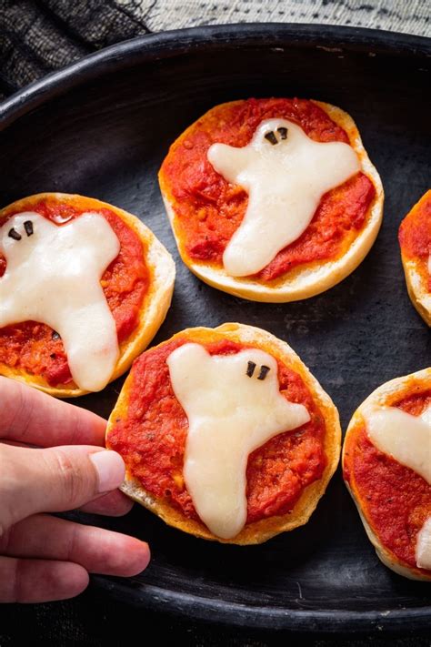 10 Awesome Halloween Party Food Ideas For Kids 2024
