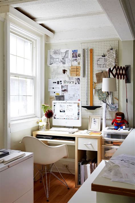 An ebook with 100+ images of some of the best work we have ever featured. 57 Cool Small Home Office Ideas - DigsDigs