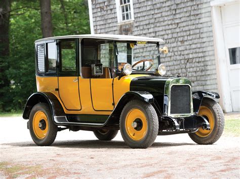 RM Sotheby S Yellow Cab Model A Brougham Taxi Hershey