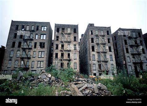 Usa South Bronx New York City Août 1977 Abandonné Des Blocs