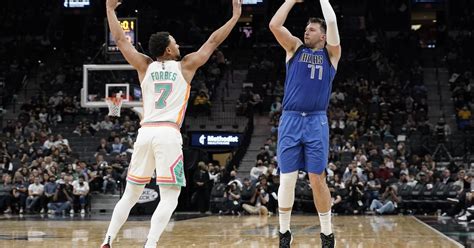 3 Things To Watch As The Mavericks Take On The Nuggets Mavs Moneyball