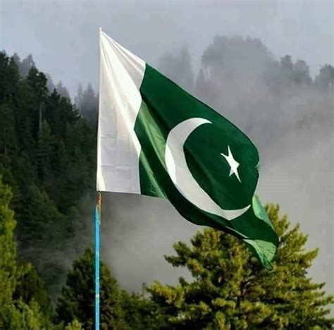 Pin By Asif Athwal17🇵🇰🇲🇾 On Pakistanflags Pakistan Flag Wallpaper