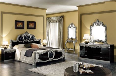 Modern bedroom furniture for the master suite of your dreams. Black mirrored glass bedroom furniture - make your home ...