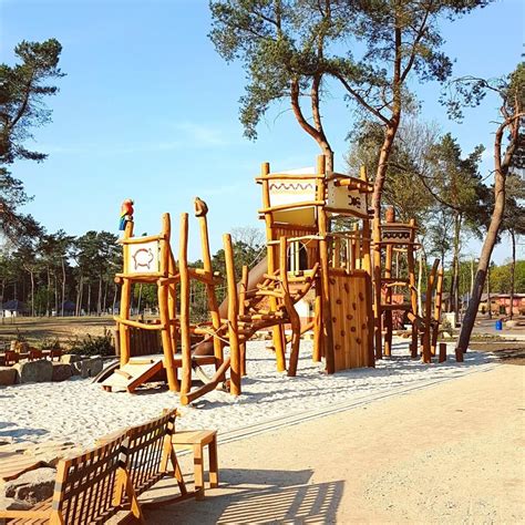 Je kan dierenpark wiki helpen door deze pagina te bewerken. Slapen in Safari Resort Beekse Bergen en ontbijten met ...