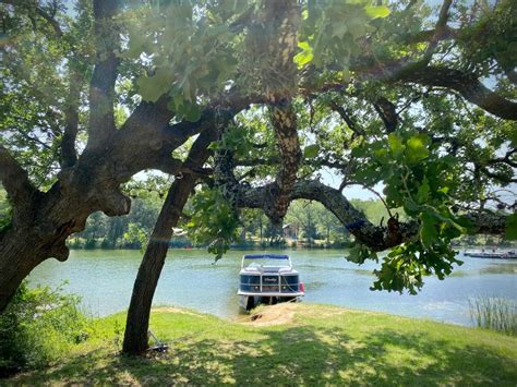 We 💙 The Lake Austin Boat Rentals On Lake Austin And Lake Travis