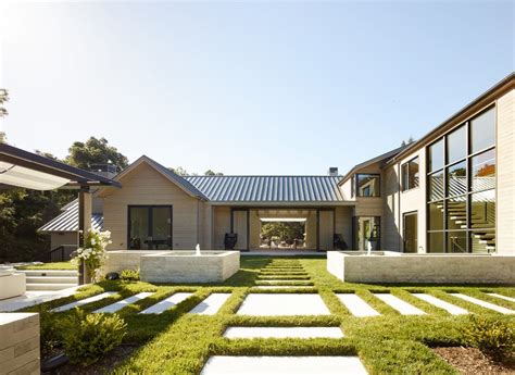 A statement from the family said she. 16 Beautiful Modern Landscape Designs That Prove Simple Is ...