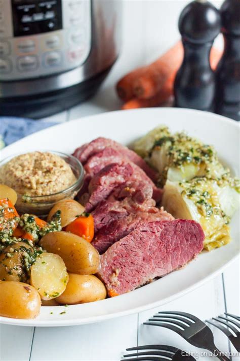This instant pot cabbage soup recipe is packed with hearty beef, a tomato broth, and plenty of veggies. Instant Pot Corned Beef and Cabbage Recipe - Demimbee