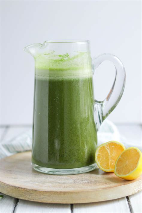 The Best Detox Green Juice Recipe Ever Nikkis Plate Detox Juice Recipes Green Juice
