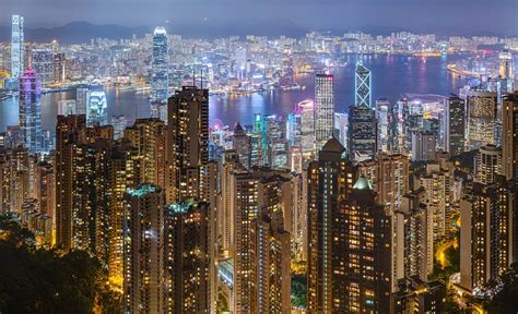 Top 10 Famous Buildings In Hong Kong