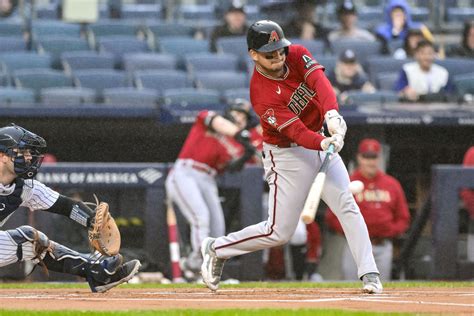 D Backs Win Eliminates Yankees From Playoff Contention Reuters