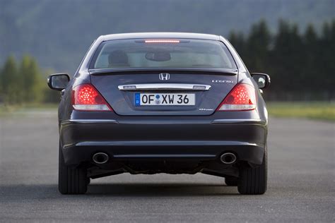 Hence the low expectations which greeted the launch of this mk4 model in 2006. 2012 Mercedes-Benz CLS 350 BlueEFFICIENCY - Picture 42201
