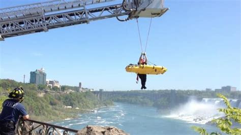 Man Rescued After Niagara Falls Plunge Cbc News