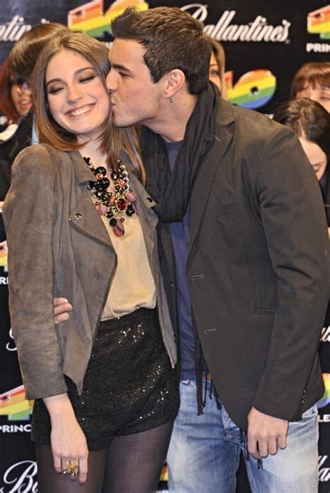 Born in a coruña, at age four, he left with his family to barcelona. Mario Casas - Zeleb.es