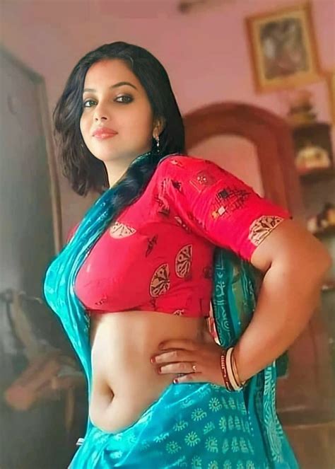 Deep Navel Show In Saree In Beautiful Blonde Girl Hot Sex Picture