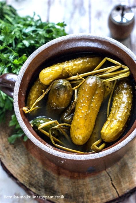 Domowe, kiszone ogórki są nie tylko smaczne, ale i zdrowe! Ogórki kiszone w kamionce | Bernika - mój kulinarny pamiętnik