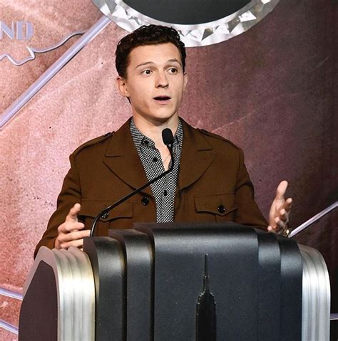 Pin By Isabella Frederick On Tom Holland Tom Holland Spiderman Tom