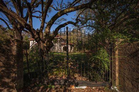 Tour The Abandoned Outlaw House With An Fbi Connection