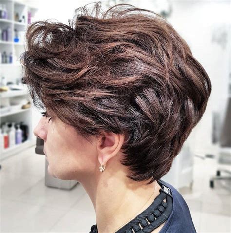 Trust your impulses and investigate short haircuts for thick hair! 25 Trend Setter Short Hairstyles for Thick Hair - Haircuts ...