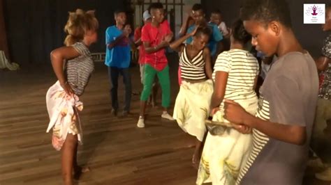 danses malgaches traditionnelles en région du boeny vidéo 3 3 youtube