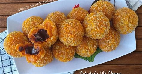 Cara membuat ubi goreng memakai tepung buatan sendiri. Resep Bola bola ubi Orange isi coklat oleh ARTI KULINER ...
