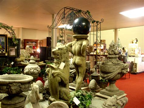 Bristol Va Antique Shop Photograph By L Hewitt Antique Shops