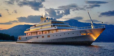 Top 10 Of Most Beautiful Yachts In The World Viewkick