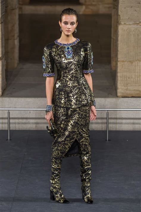 Chanel Pre Fall 2019 The Latest Métiers Darts Collection Pays Homage