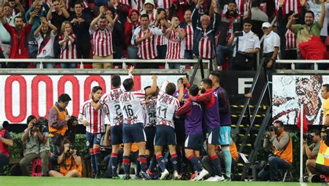 Santiago ormeño le dio la victoria a puebla sobre chivas guadalajara por la fecha 3 del apertura santiago ormeño le dio la victoria al puebla que jugó con un hombre de más en la cancha desde el. Santiago Ormeño estará a prueba con Chivas en la ...