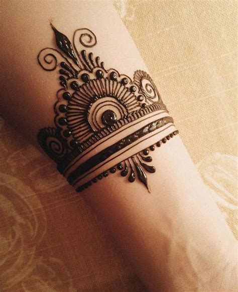 Top 10 Henna Wrist Cuff Designs To Try On Any Occassion