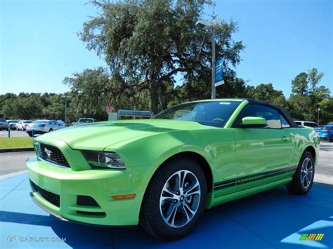 2014 Gotta Have It Green Ford Mustang V6 Premium Convertible 85119803