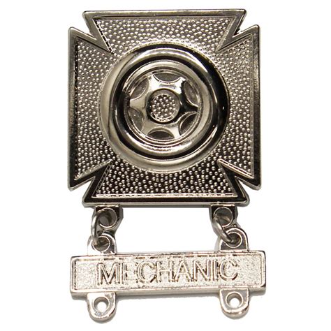 Army Drivers Badge With Qualification Bar Wheel Track And Mechanic