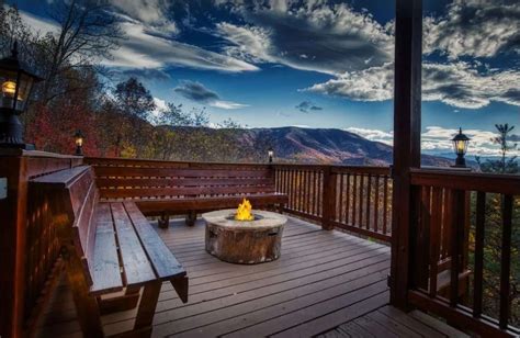 10 Best Cabins For Rent In The Smoky Mountains With A View Airbnbs In