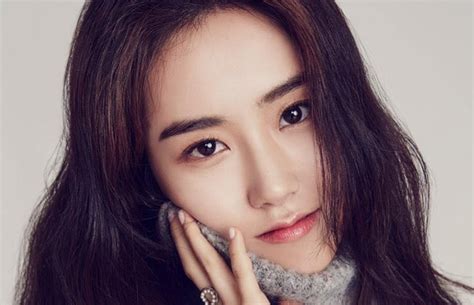 유튜버 조두팔이 전 남자친구에게 데이트 폭력을 당했다고 토로했다. T포토 유라 '뾰쪽한 표정도 귀여워'(쇼 챔피언)