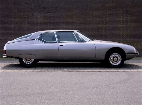 Citroën SM One of the most beautiful cars ever built CitroenAZU