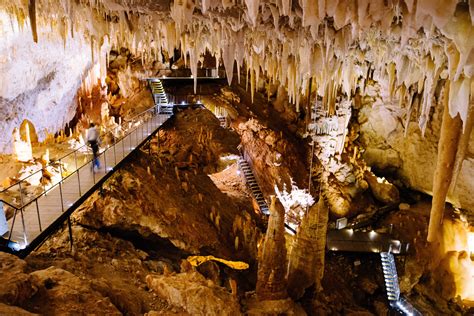 Jewel Cave Fully Guided Tour Capes Foundation Caves And Lighthouses