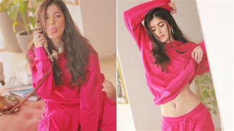 Shanaya Kapoor Shows How To Mix Athleisure With Femininity In All Pink