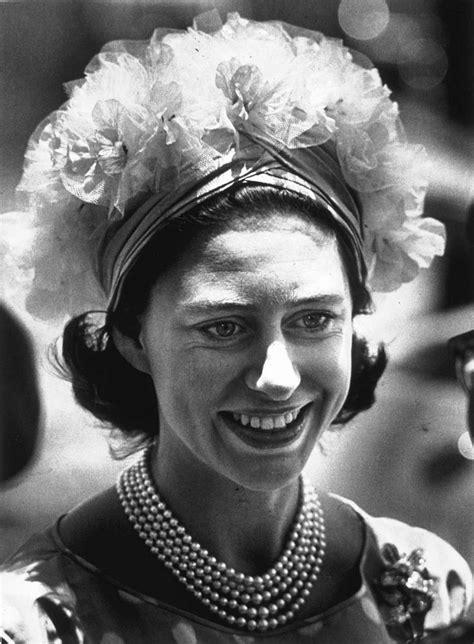 Princess Margaret S Most Iconic Moments In Photos Princess Margaret Queen Elizabeths Sister