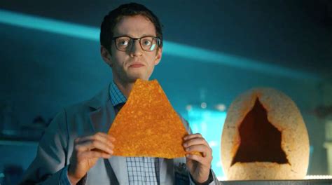With 2,500 to 3,000 words, you can understand 90% of everyday english conversations, english newspaper and magazine articles, and english used the remaining 10% you'll be able to learn from context, or ask questions about. Jurassic Doritos: The Biggest Doritos in the World Come in ...