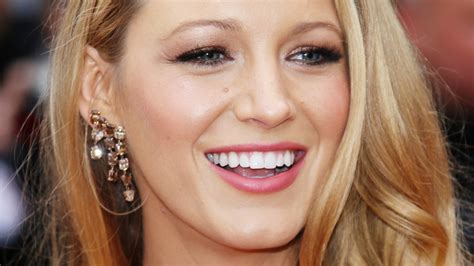 The Real Reason Blake Lively Wont Work With A Stylist