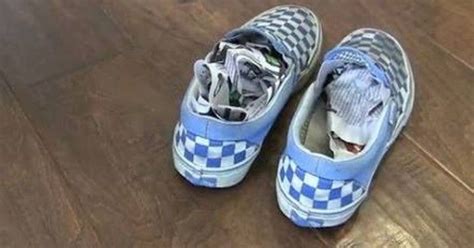 Because i dont want the odor to come back. How to clean smelly shoes in 2020 | Smelly shoes, Shoes ...