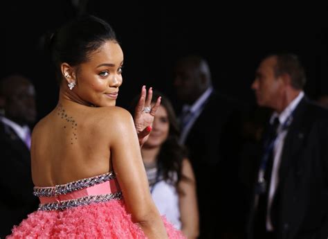 rihanna suffers from wardrobe malfunction at her private met gala after party