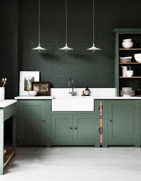 15 Beautiful Dark Green Kitchens Inspiration And Ideas