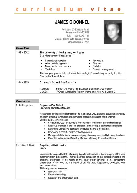The sample curriculum vitae examples or in short the cv examples are of much use for all those who are applying for a job, some higher education programs, courses, internships, etc. Curriculum Vitae Francais - Modelo de Curriculum Vitae