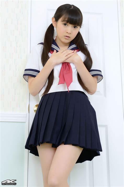 4K STAR NO 00235 Rika Momohara School Girl JK Uniform Photo Album V2PH