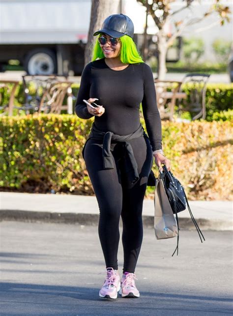 Shes Got The Internet Going Nuts 16 Sexy Photos Of Blac Chyna Photo